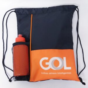 Mochila de Nylon Poliéster com Porta Squeeze